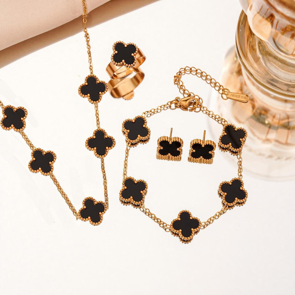 Women's Titanium Steel No Fading Double-sided Four-leaf Flower Fashion Jewelry Set