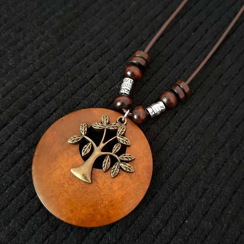Retro Wooden Leaf Owl Necklace - Women's Long Chain with Clock Pendant Jewelry