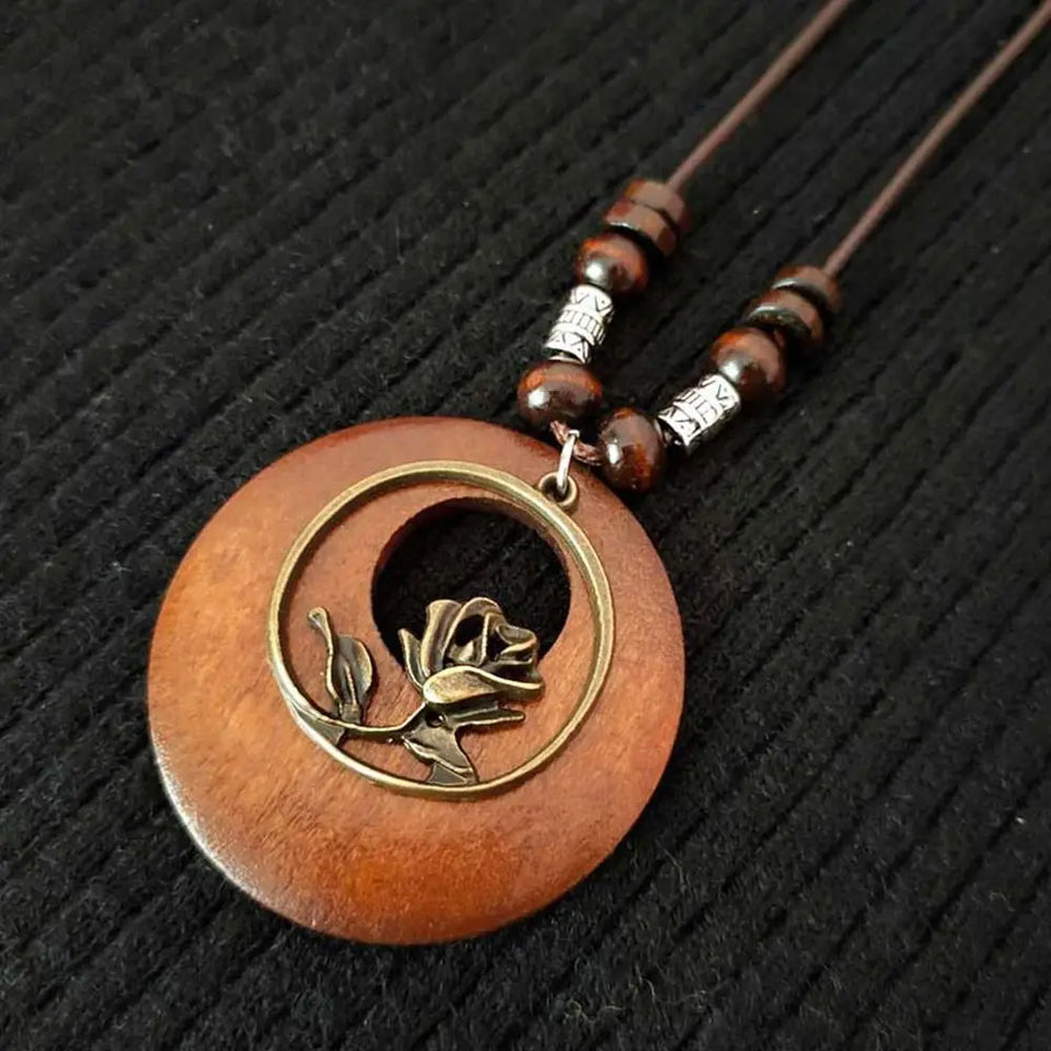 Retro Wooden Leaf Owl Necklace - Women's Long Chain with Clock Pendant Jewelry