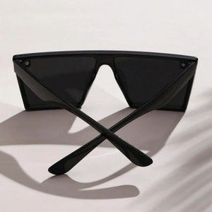 Women's Oversized Square Sunglasses - Casual Retro Design & Fashion Statement