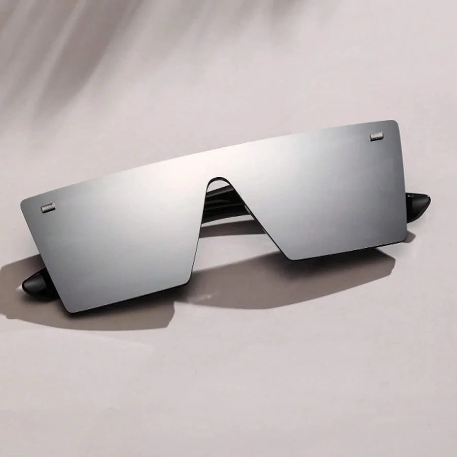 Women's Oversized Square Sunglasses - Casual Retro Design & Fashion Statement