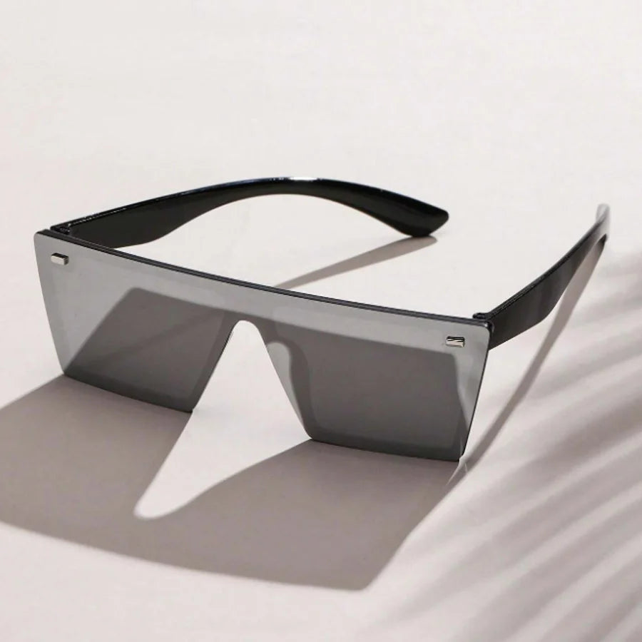 Women's Oversized Square Sunglasses - Casual Retro Design & Fashion Statement