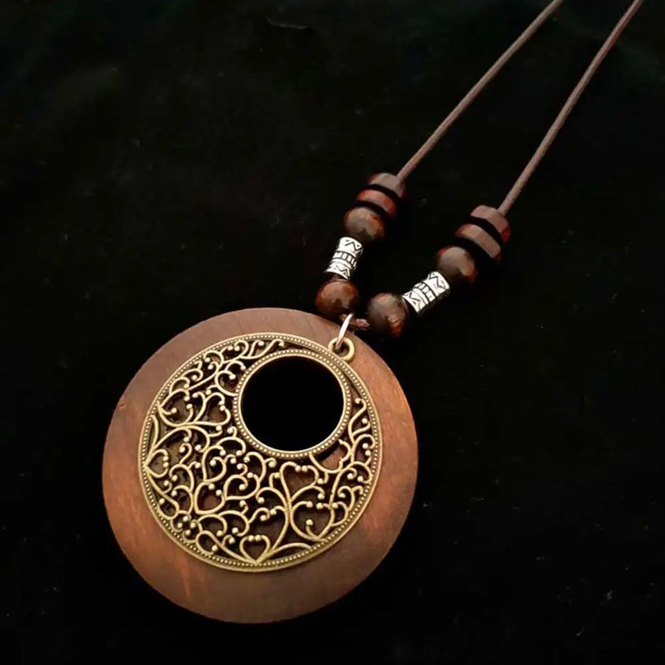 Retro Wooden Leaf Owl Necklace - Women's Long Chain with Clock Pendant Jewelry